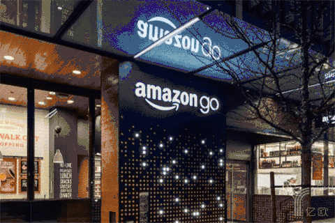 優衣庫2.gif 優衣庫2.gif